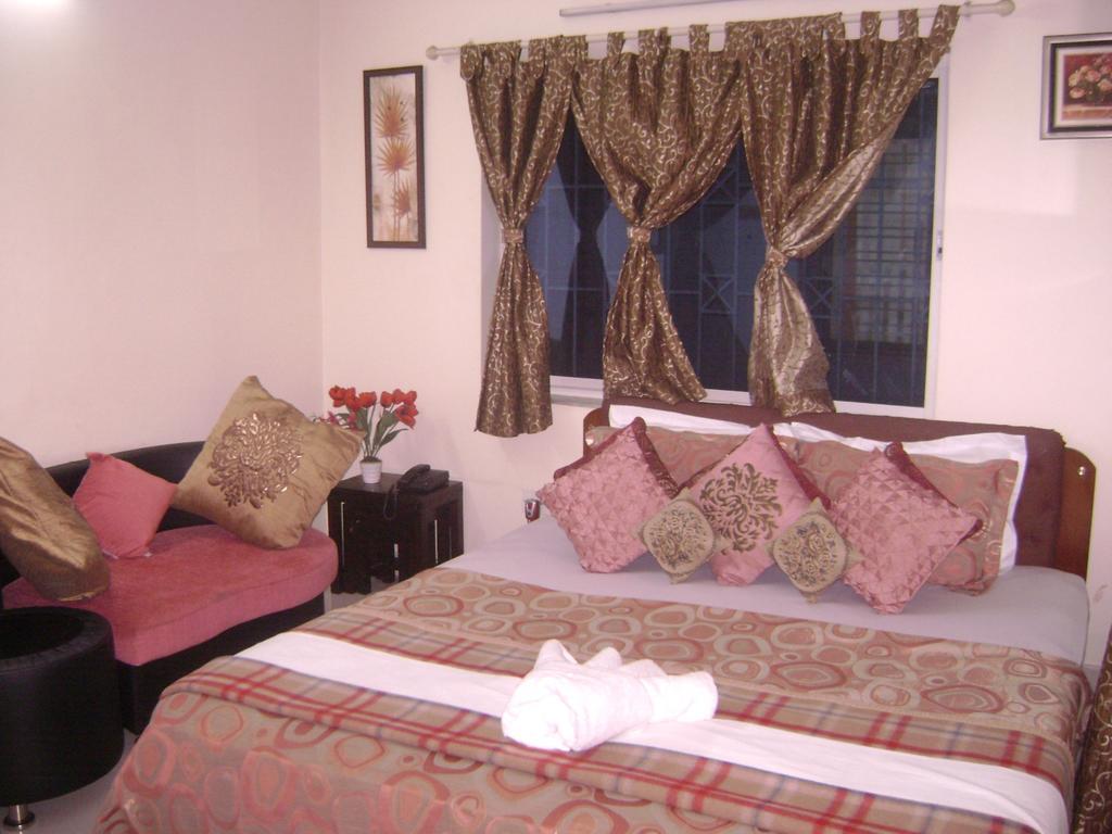 Innra Guest House Calcutá Quarto foto